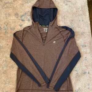 Men’s SB Tech hooded pullover